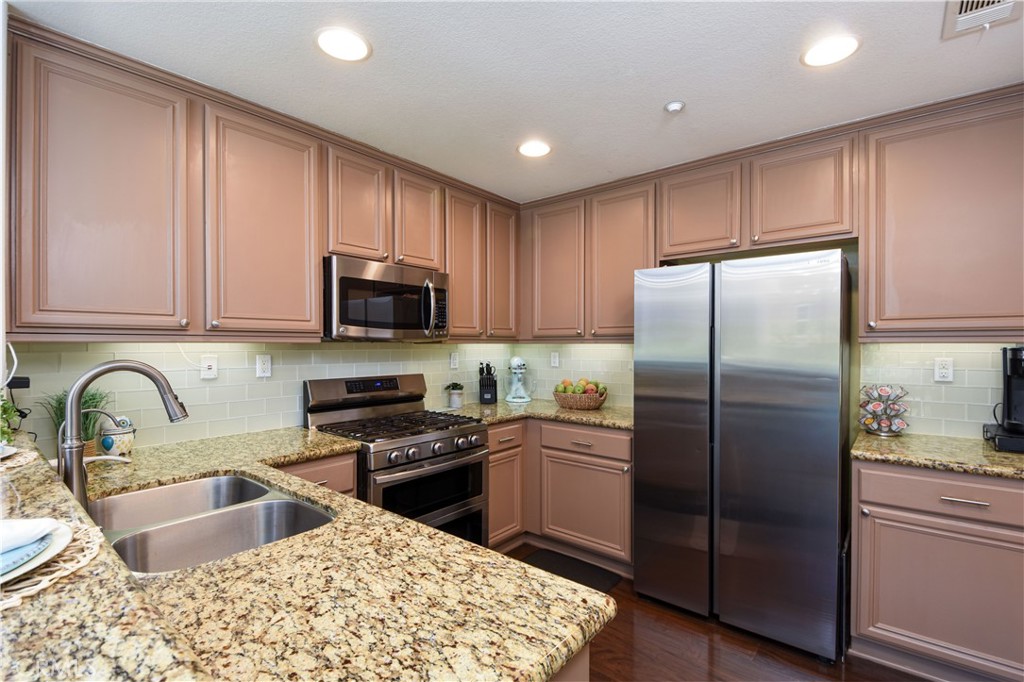 44942 Bellflower Property Photo 14