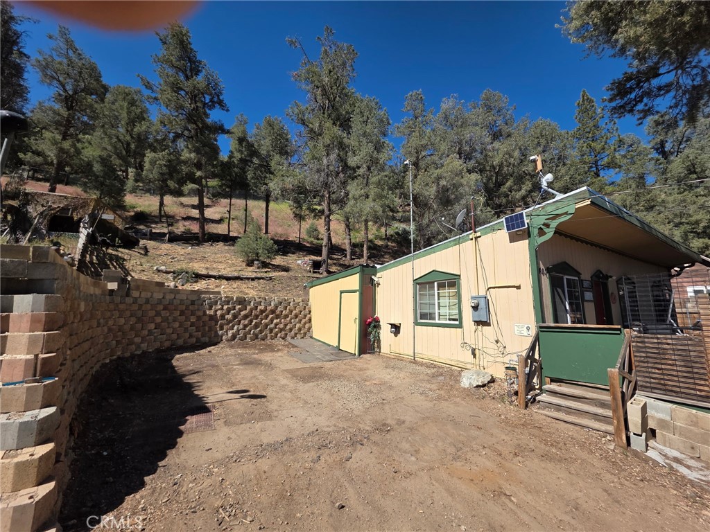 407 Lakeview Property Photo 3