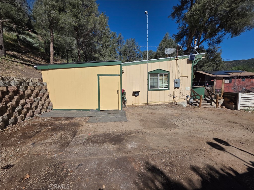 407 Lakeview Property Photo 4