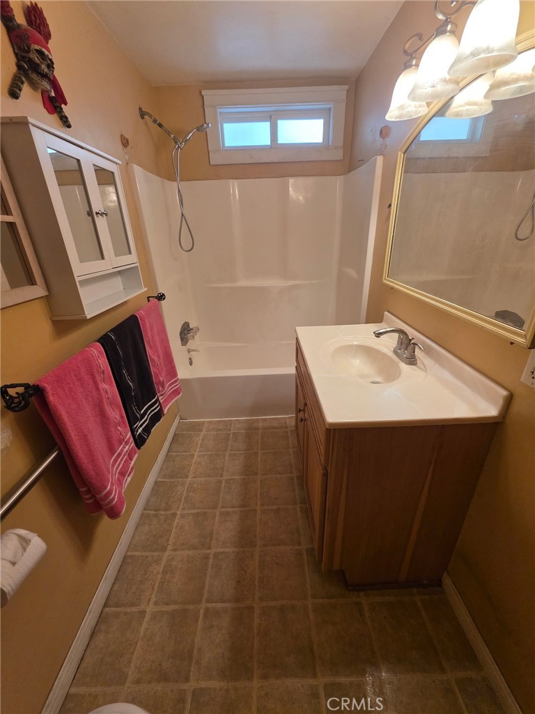 407 Lakeview Property Photo 14