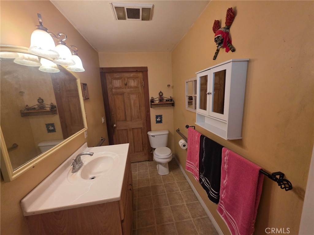 407 Lakeview Property Photo 15