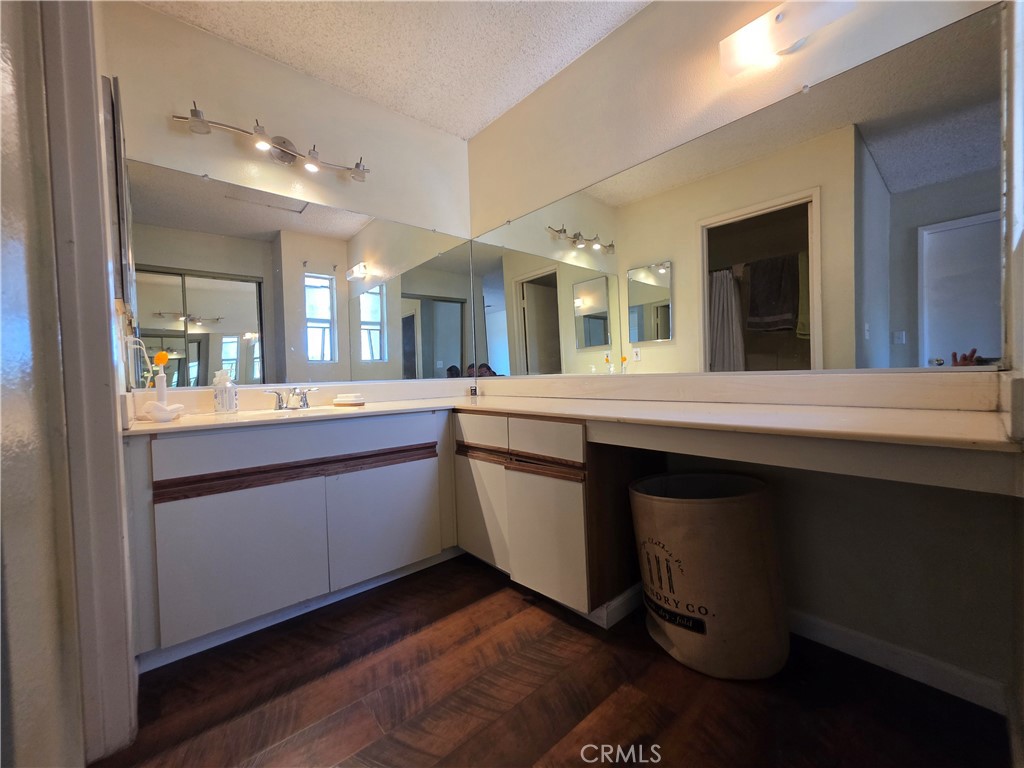2410 N Towne 63 Property Photo 27