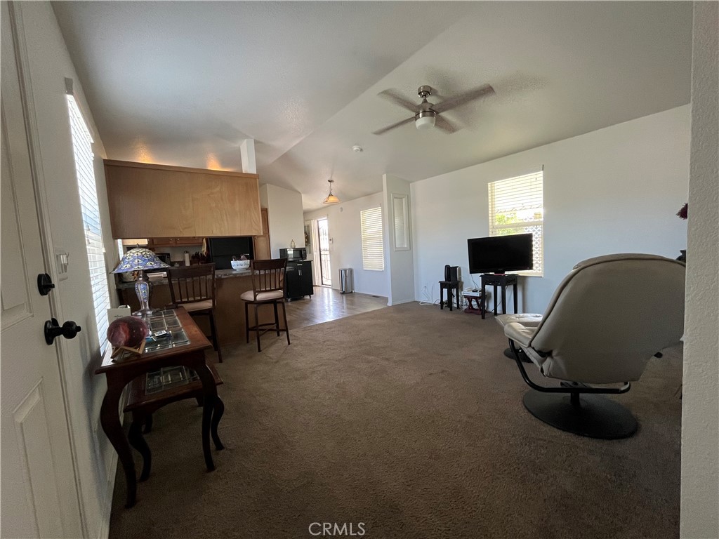 44725 E 74 Highway 174 Property Photo 3