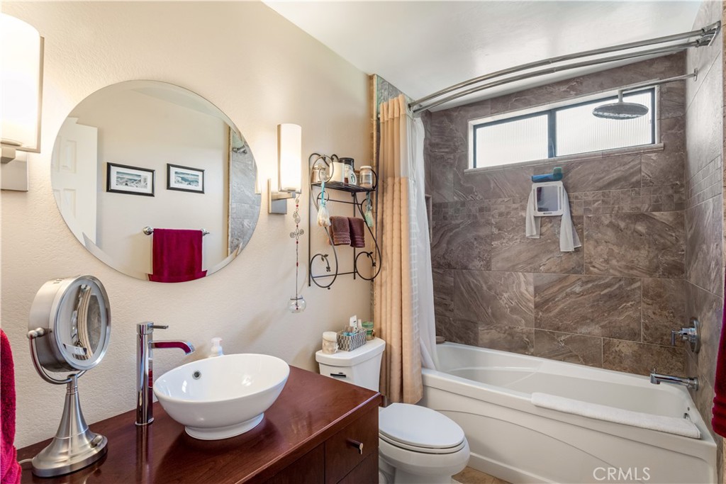1691 Pepper Tree Property Photo 24