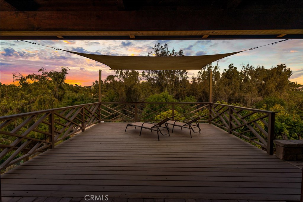 1691 Pepper Tree Property Photo 30