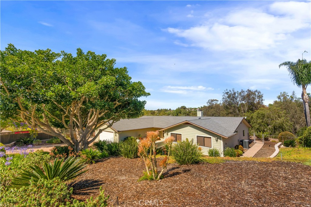 1691 Pepper Tree Property Photo 41