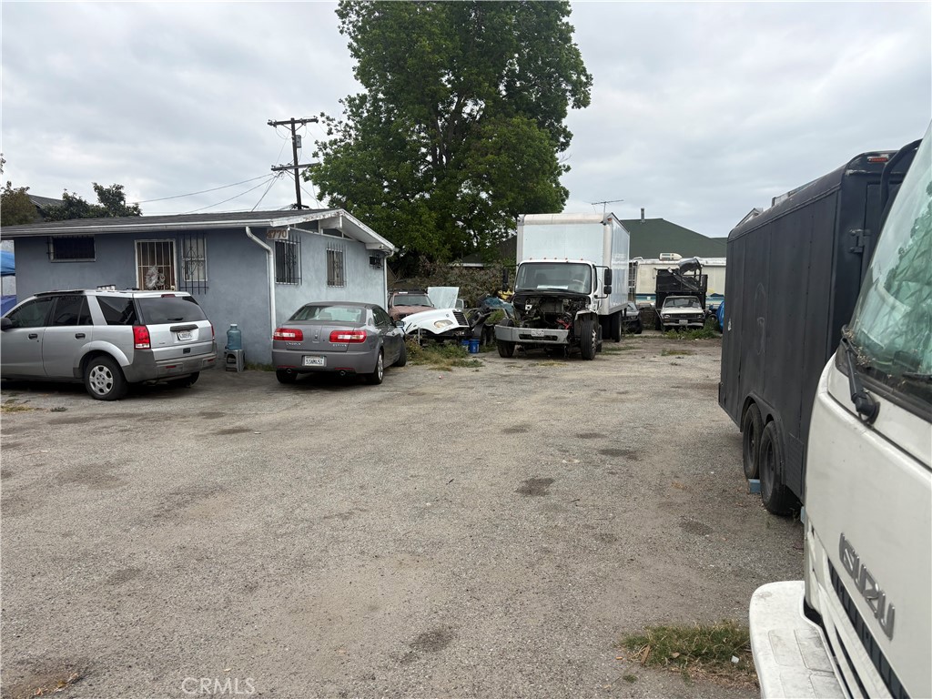 4760 S Figueroa Property Photo 24