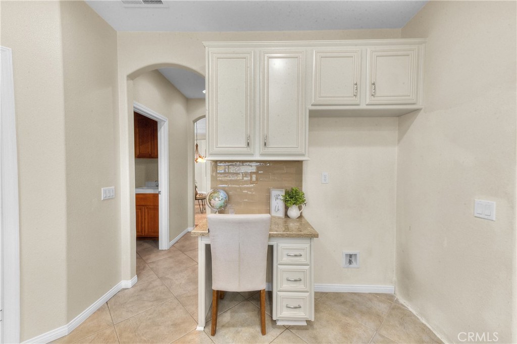 6849 Foxtail Court Property Photo 14