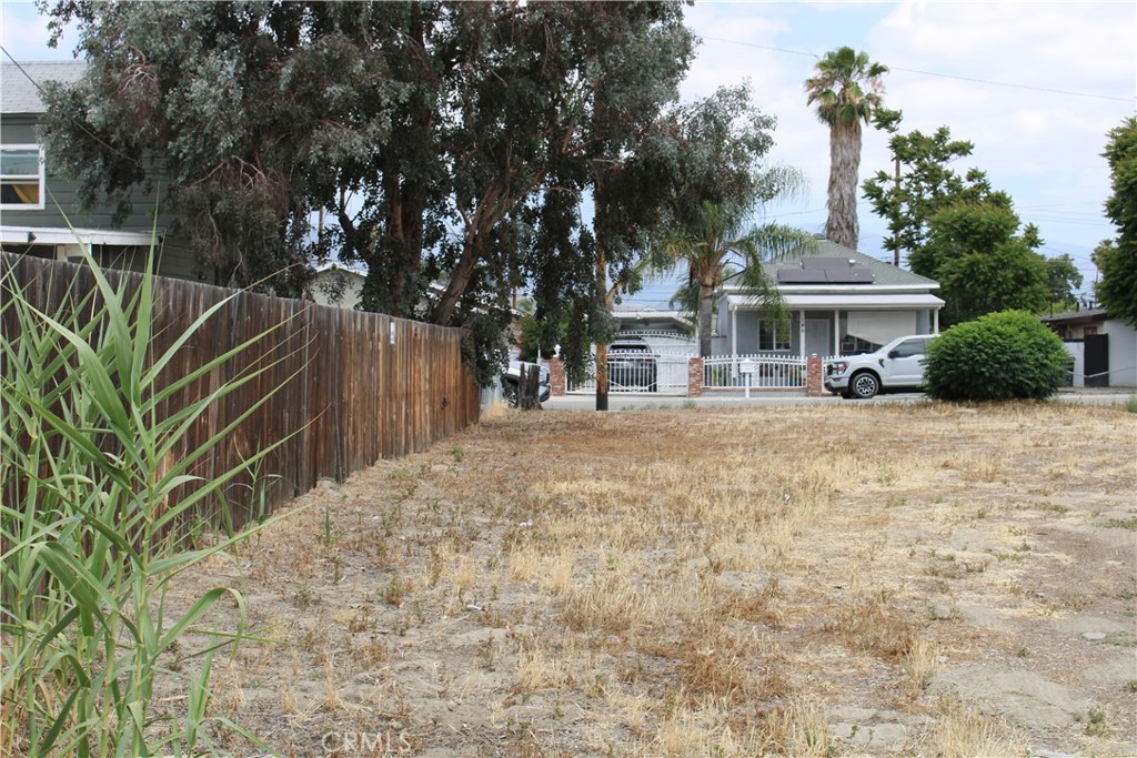 19 Algona Avenue Property Photo 12