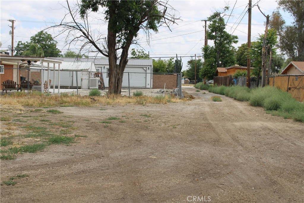 19 Algona Avenue Property Photo 13