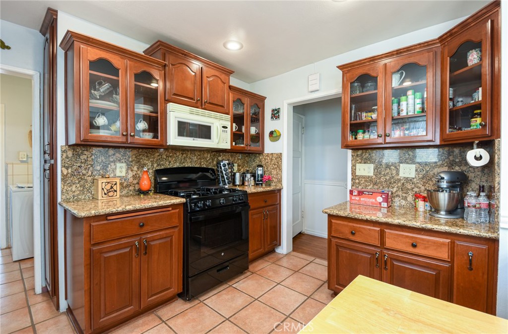 801 Maryess Drive Property Photo 13