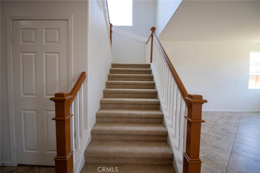 702 Suncup Circle Property Photo 4