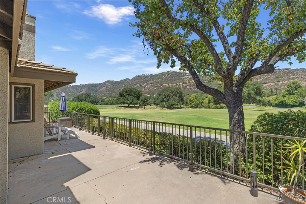 38321 Oaktree Property Photo 28