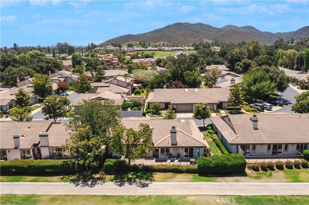 38321 Oaktree Property Photo 32