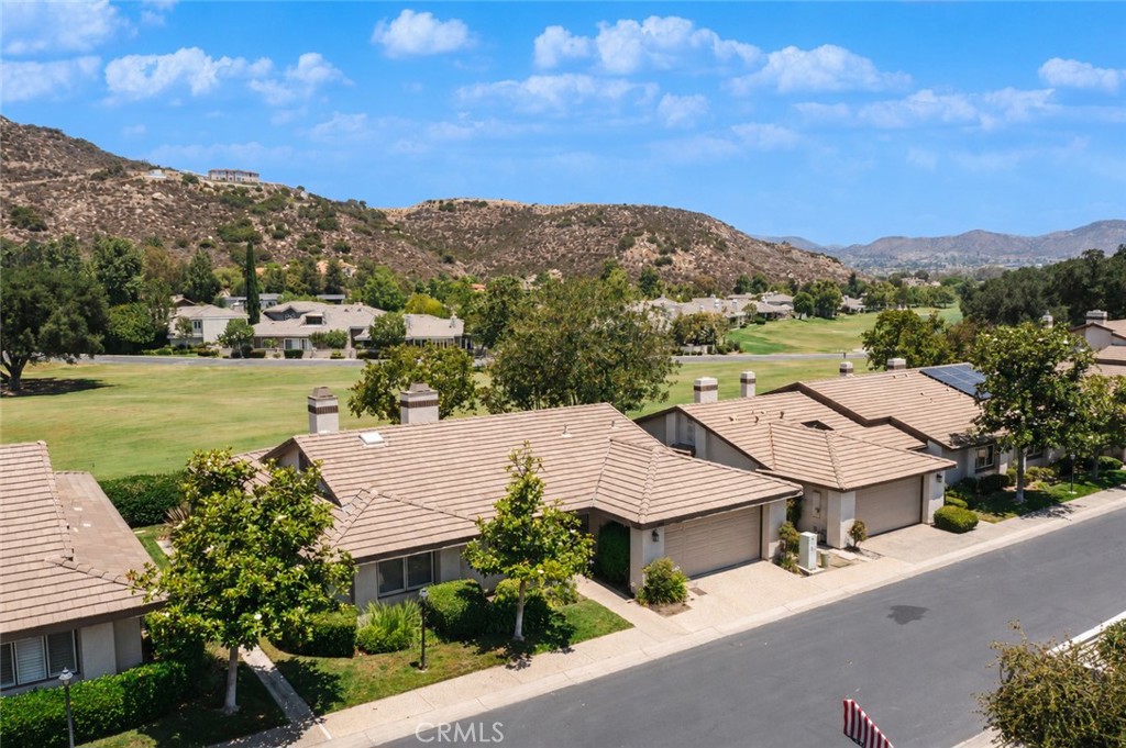 38321 Oaktree Property Photo 34