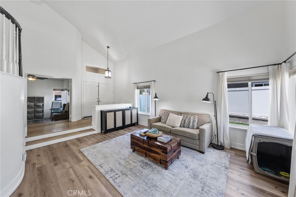 43122 Corte Fresca Property Photo 8