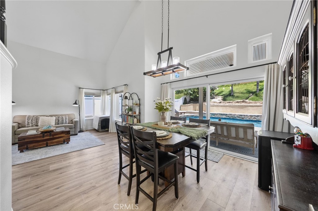 43122 Corte Fresca Property Photo 10