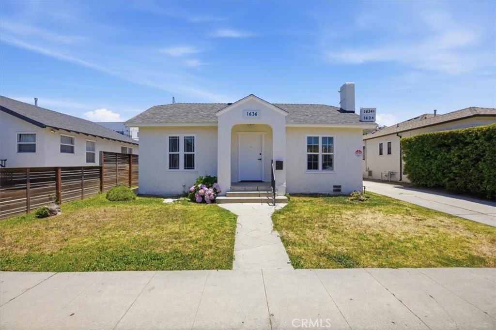 1636 S Ridgeley Property Photo 4