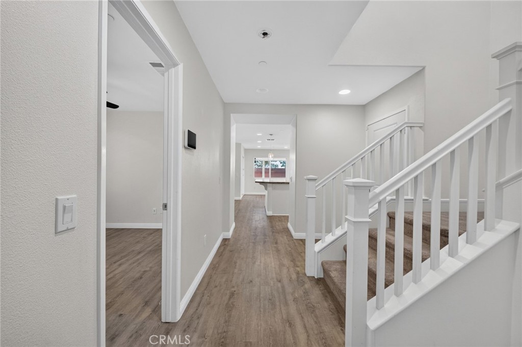 1365 Sunset Place D Property Photo 13