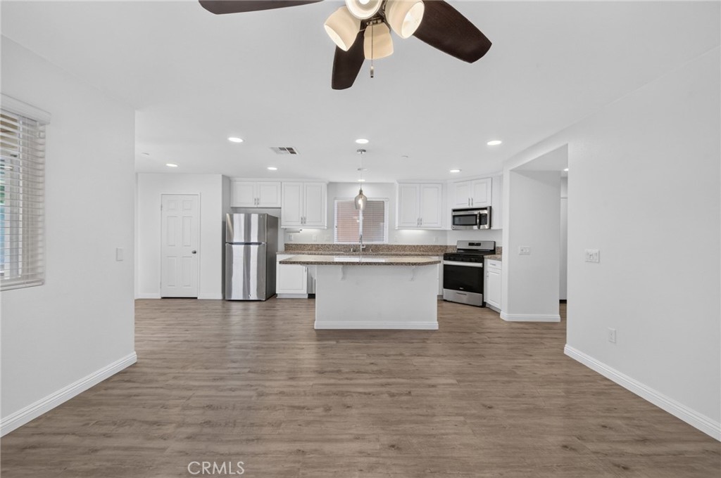 1365 Sunset Place D Property Photo 20