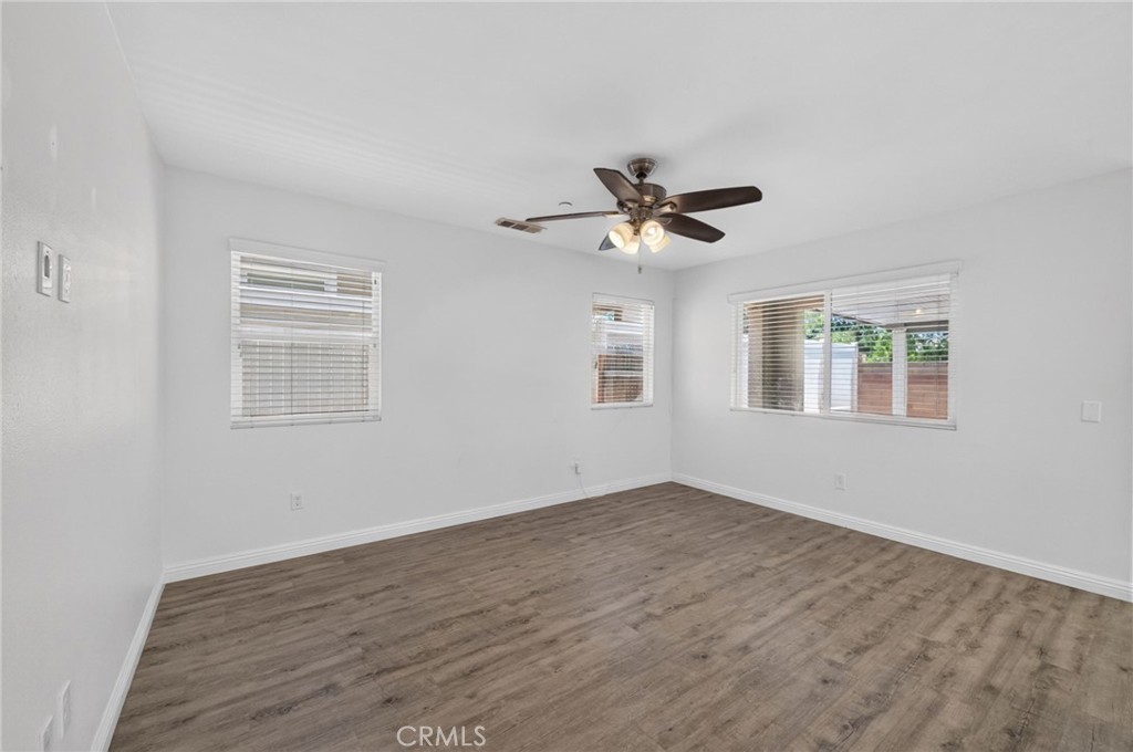 1365 Sunset Place D Property Photo 22