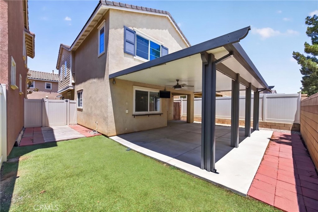 1365 Sunset Place D Property Photo 51