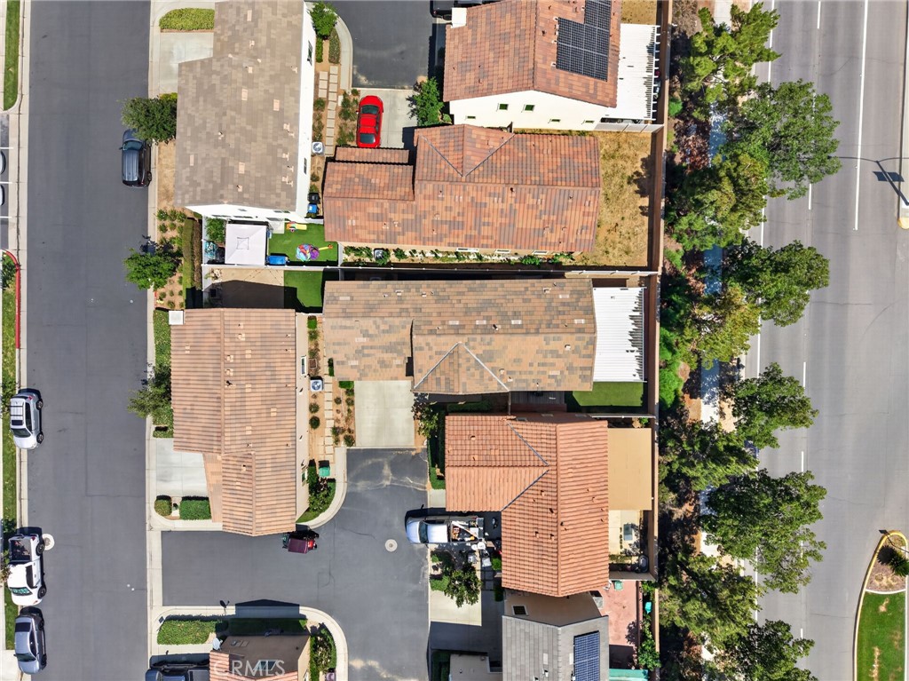 1365 Sunset Place D Property Photo 59
