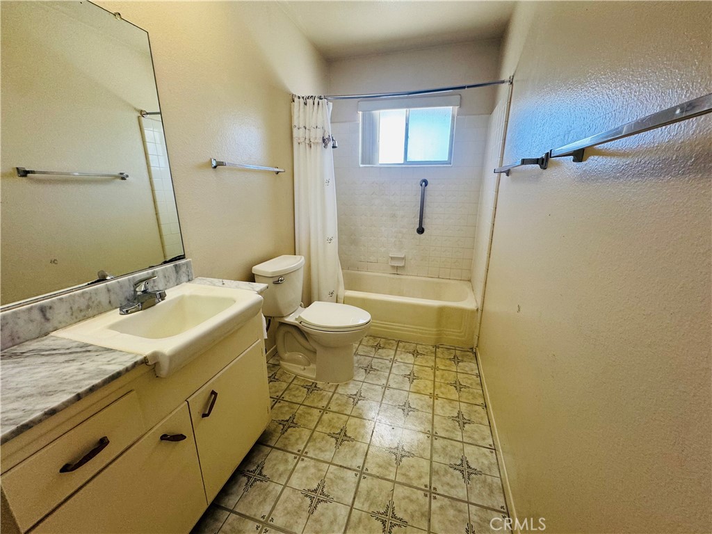 28891 Olympia Way Property Photo 3