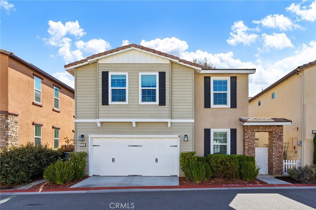 42704 Azure Property Photo 5