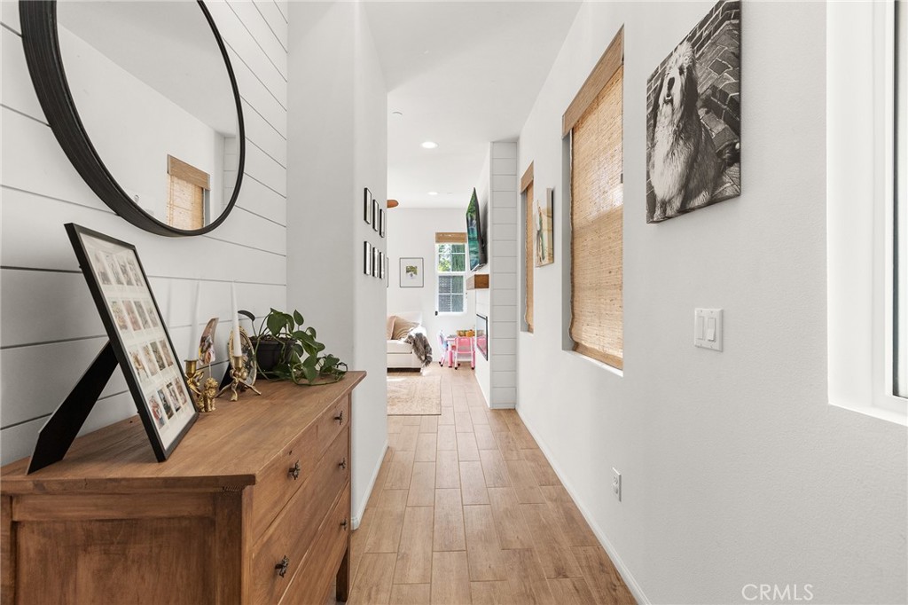 42704 Azure Property Photo 11