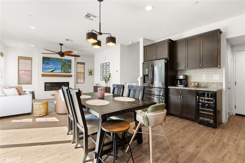 42704 Azure Property Photo 21