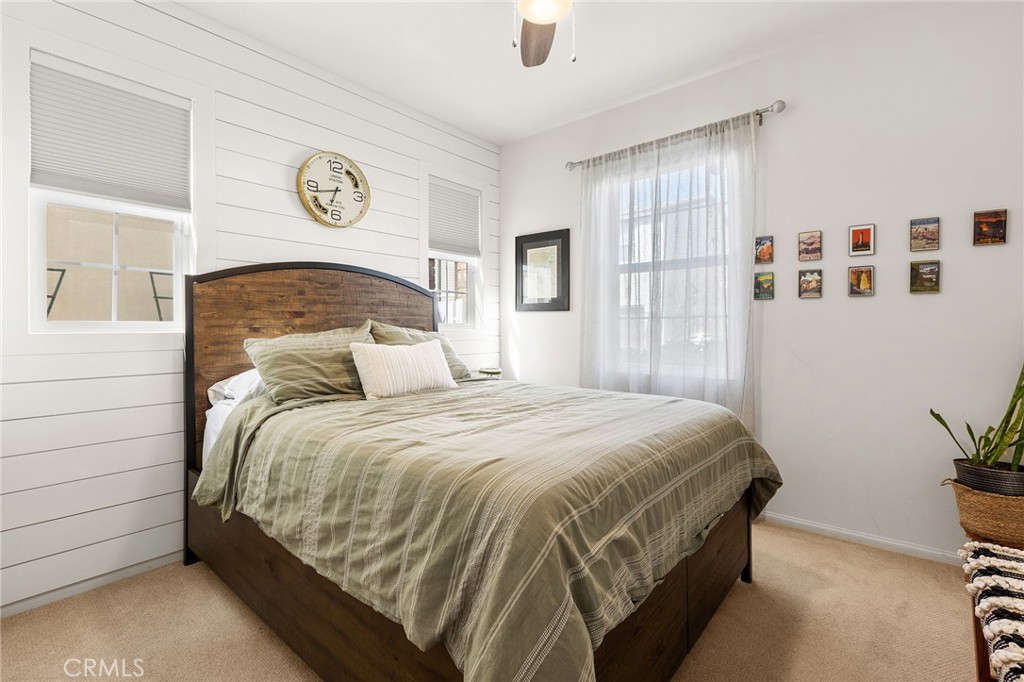 42704 Azure Property Photo 23