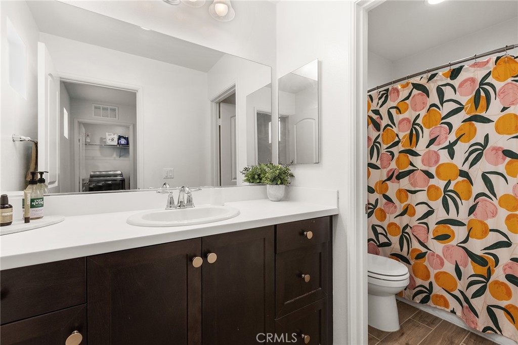 42704 Azure Property Photo 30