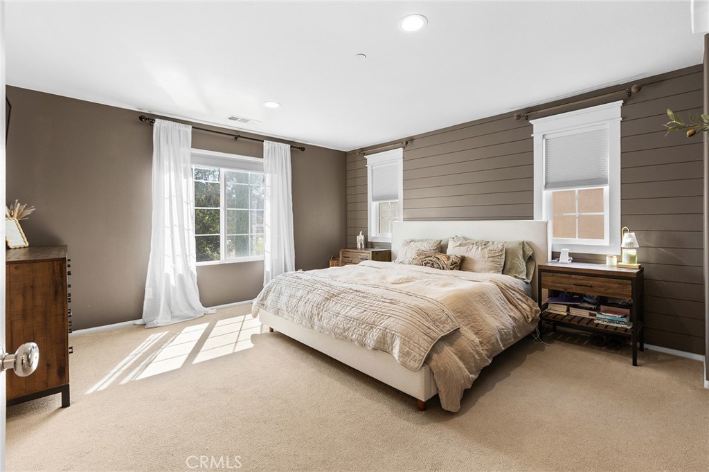 42704 Azure Property Photo 34