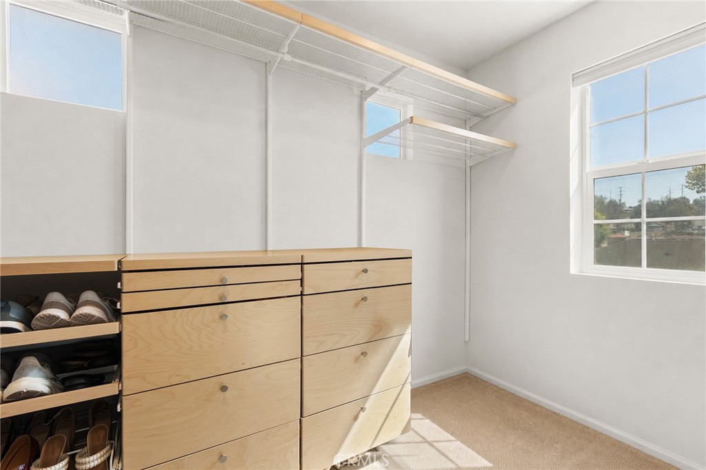 42704 Azure Property Photo 41