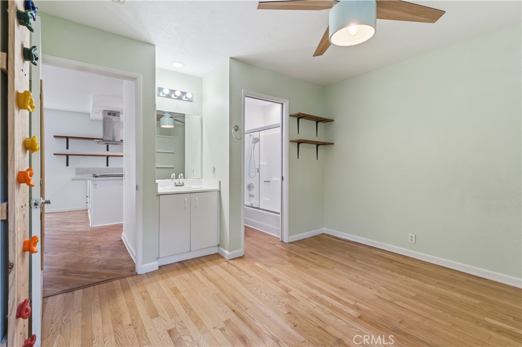 3995 Hortensia G8 Property Photo 18
