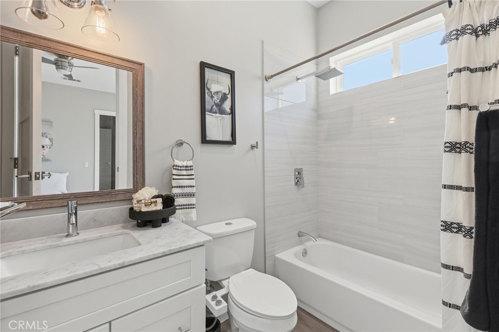 24940 Hayes Property Photo 8