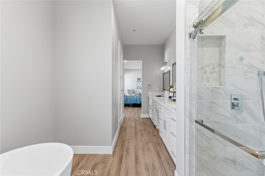 24940 Hayes Property Photo 10