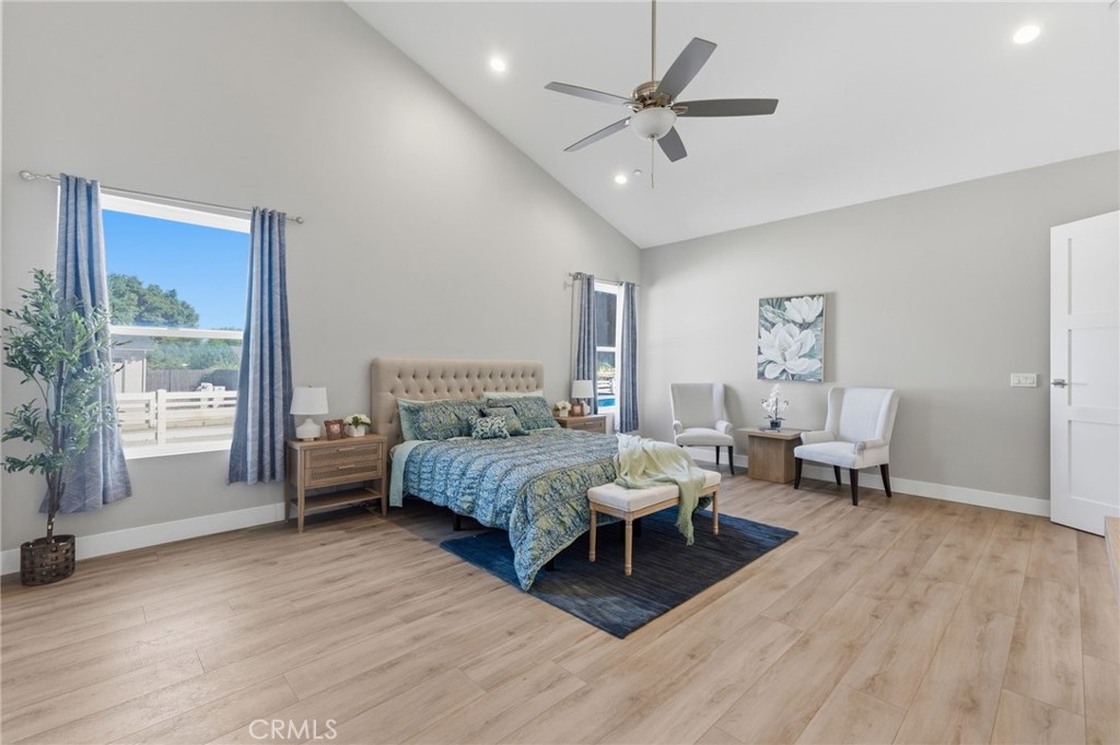 24940 Hayes Property Photo 15