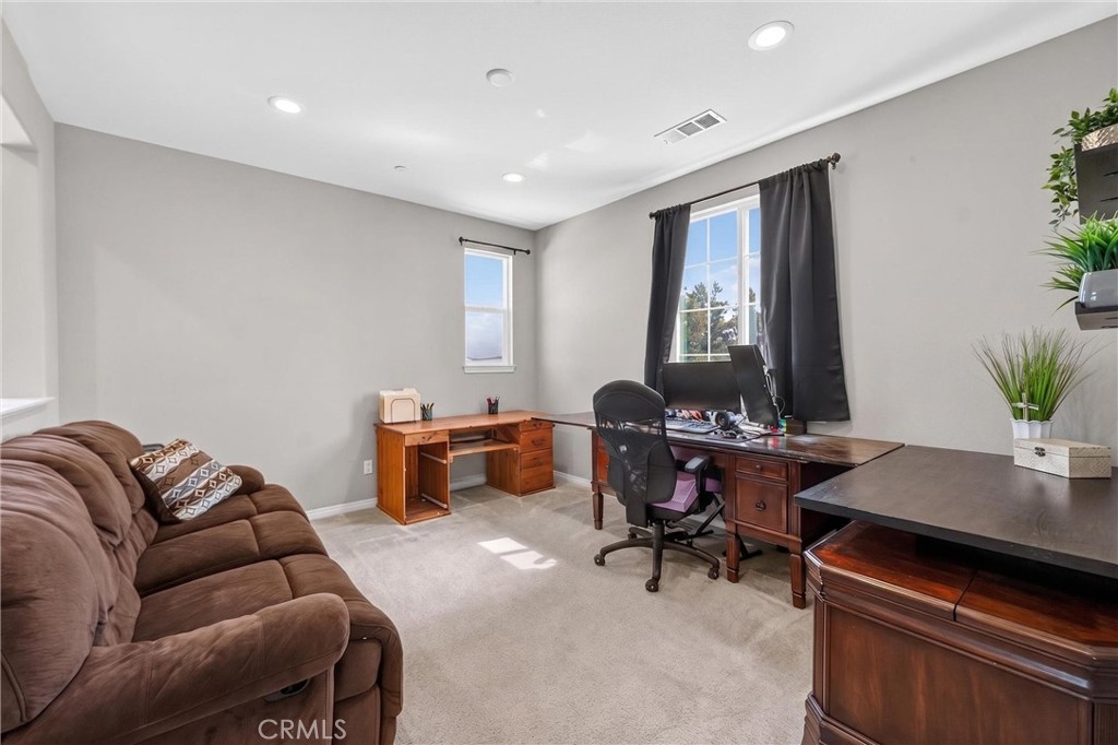 35333 Laurel Tree Court Property Photo 16