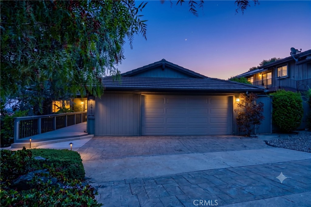 10960 Treeside Lane Property Photo