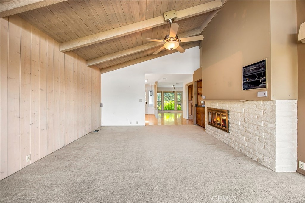 10960 Treeside Lane Property Photo 15