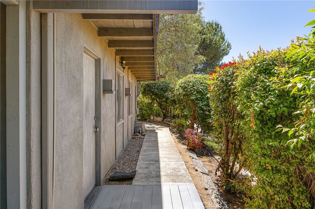10960 Treeside Lane Property Photo 49
