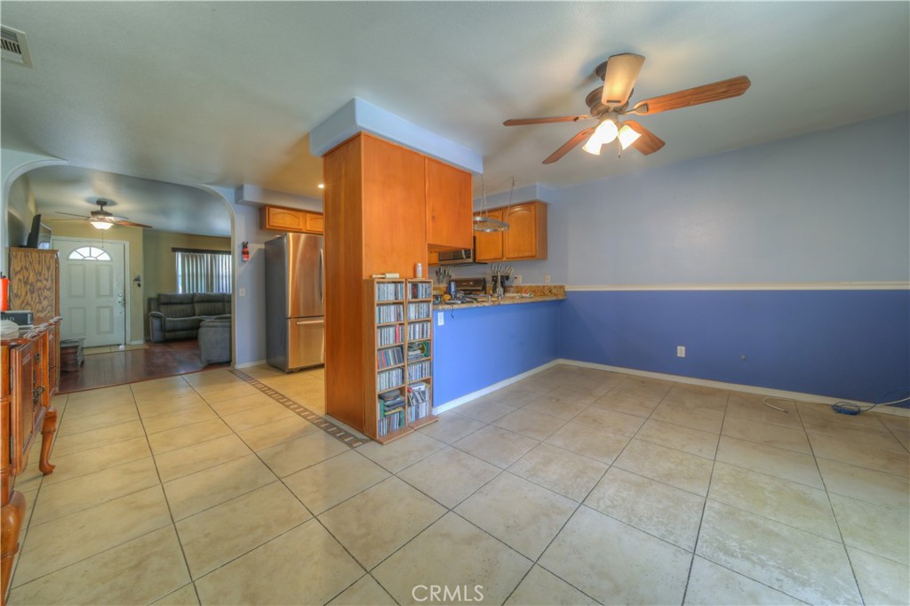259 E 6th Property Photo 18