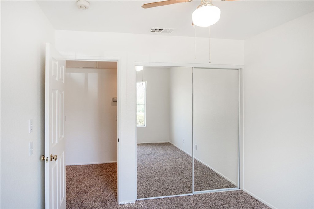 2220 Glenwood Ave Property Photo 24