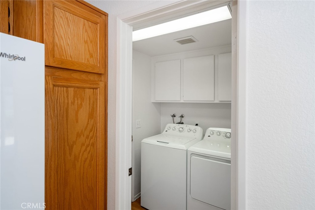 2220 Glenwood Ave Property Photo 28