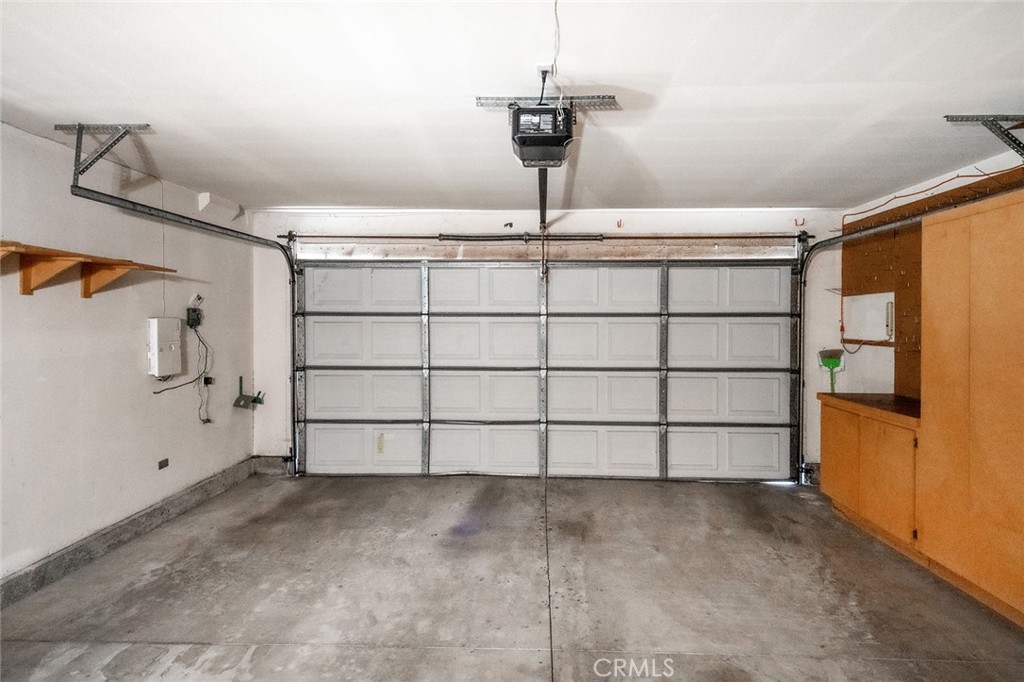 2220 Glenwood Ave Property Photo 29