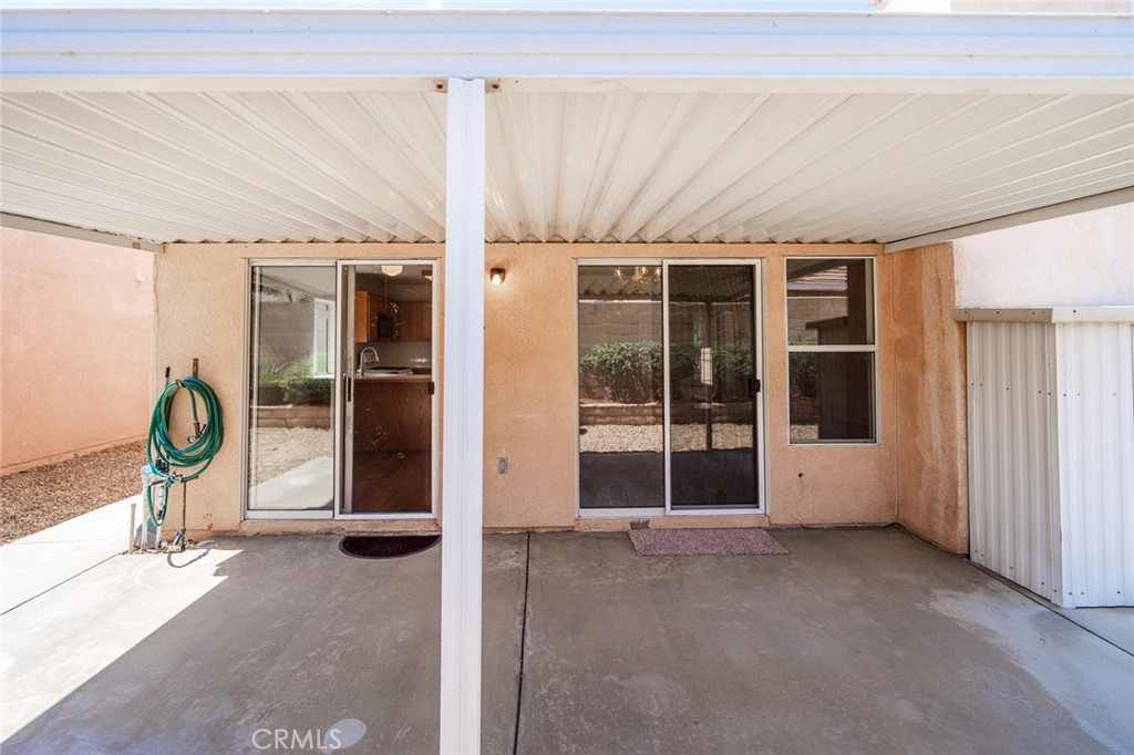 2220 Glenwood Ave Property Photo 33