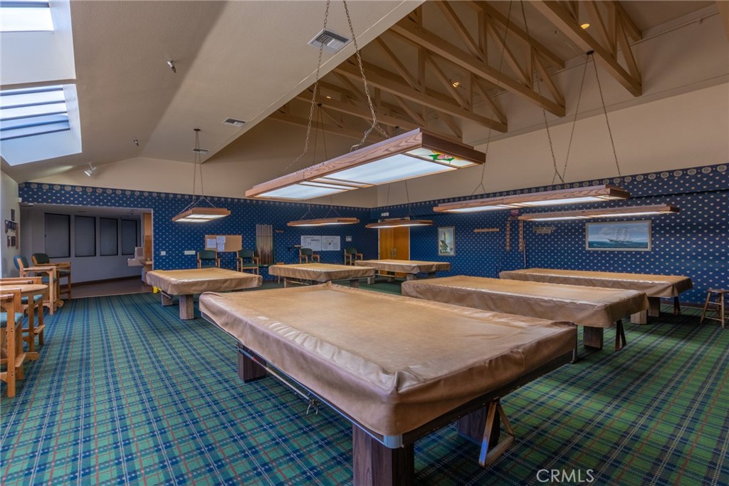 1295 S Cawston Avenue Property Photo 11