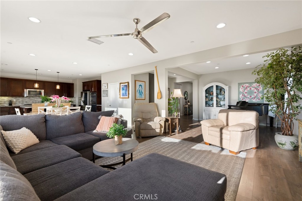 44349 Phelps Street Property Photo 10
